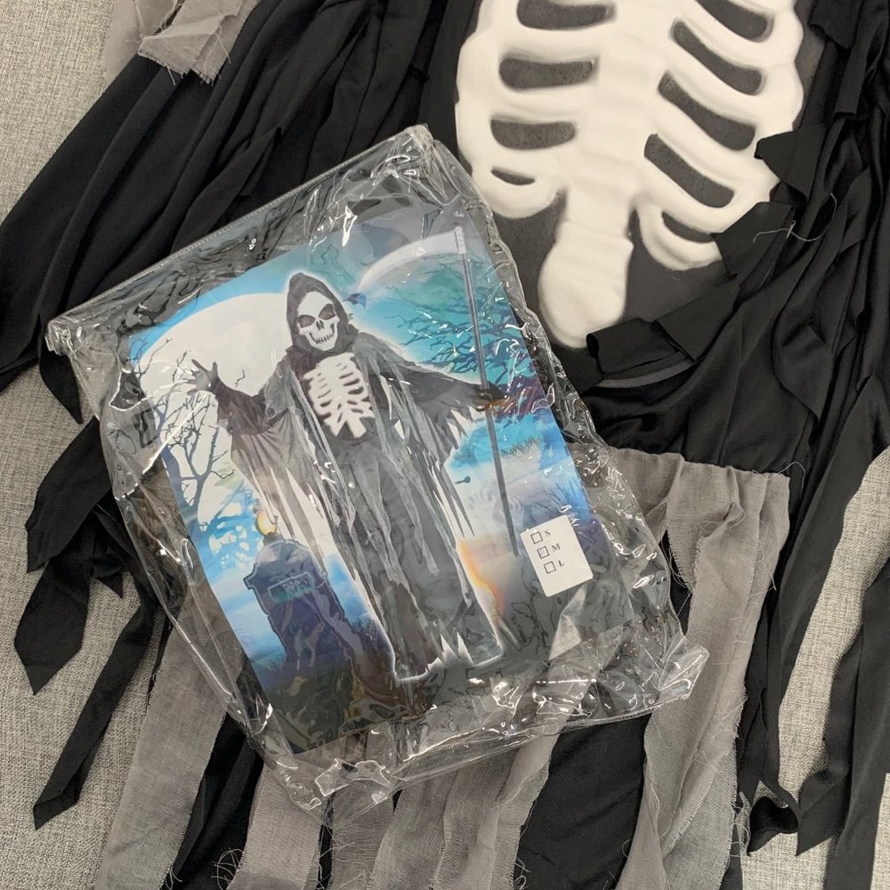 Kids Skeleton Halloween Costume Brand New Medium